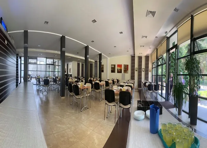 Single-story Homes Close To The Semesterbostad